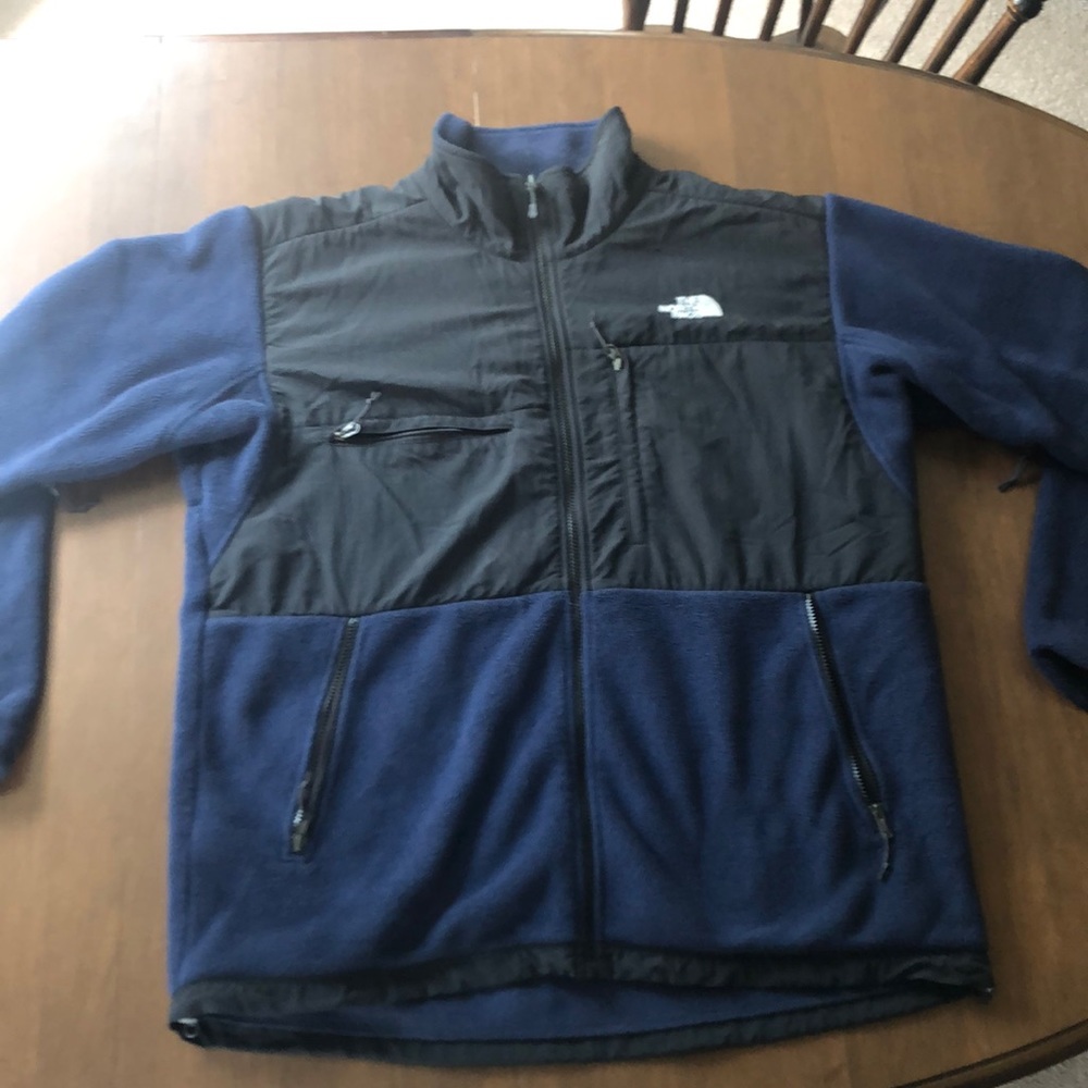 The North Face Men’s XL Navy Blue Denali Jacket